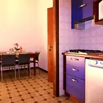 Relax In Our Serene Apartment-beahost *