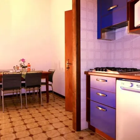 Relax In Our Serene Apartment-beahost *