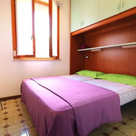 Relax In Our Serene Apartment-beahost *