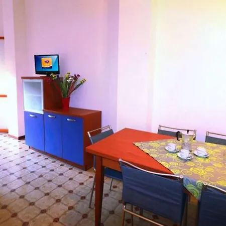 Relax In Our Serene Apartment-beahost *